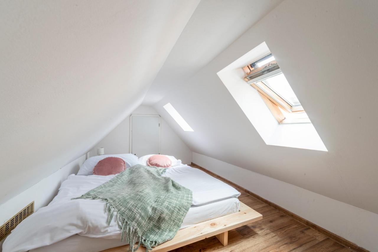 Beethoven Apartment Bratislava Buitenkant foto