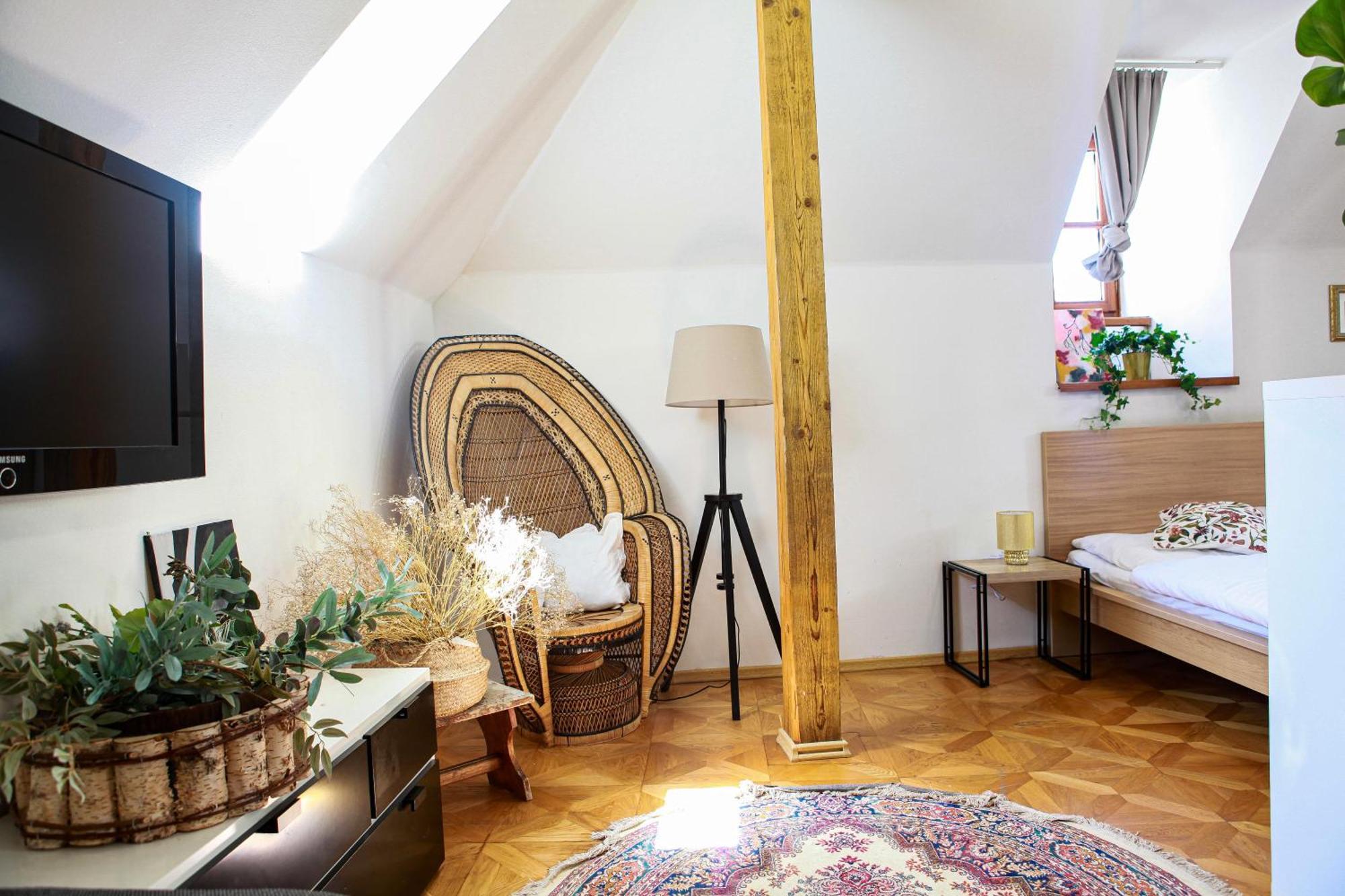 Beethoven Apartment Bratislava Buitenkant foto